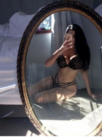 Илона Сочная Блондинка